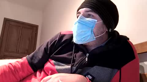 Snapshot of iplaywithu221 chatting on December 2024 10:14:02 PM iplaywithu221 online show from December 2024 10:14:02 PM