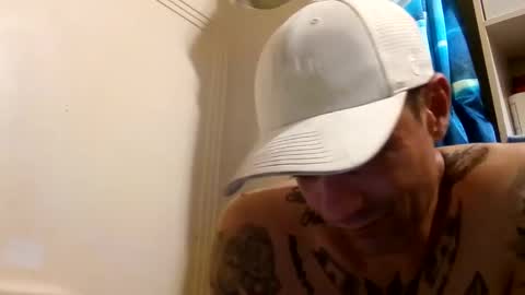 Snapshot of ipleaseherfromdaback chatting on October 2025 08:35:01 AM BillyAllen online show from October 2025 08:35:01 AM