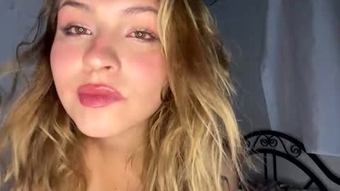 Snapshot of ira_lillith_ chatting on February 2026 04:19:02 AM Lillith online show from February 2026 04:19:02 AM