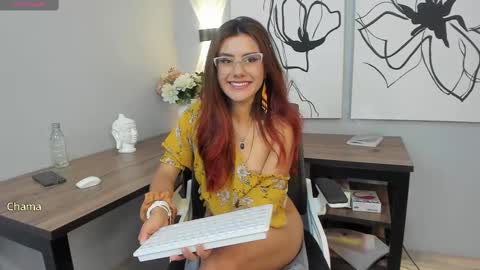 Snapshot of iriis_rosse chatting on January 2025 02:52:02 PM Iris Rosse online show from January 2025 02:52:02 PM