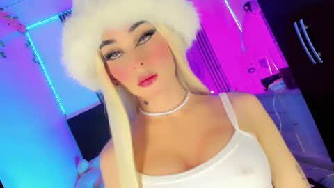 Irina online show from September 2025 07:37:02 PM