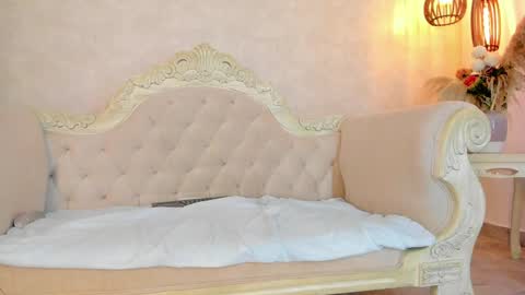 Irinnah Lottus online show from January 2025 10:53:02 PM