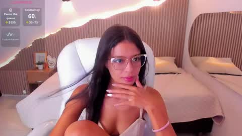 iris8_ online show from June 2026 08:11:01 PM