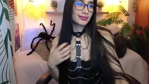 iris  online show from October 2025 01:56:02 PM