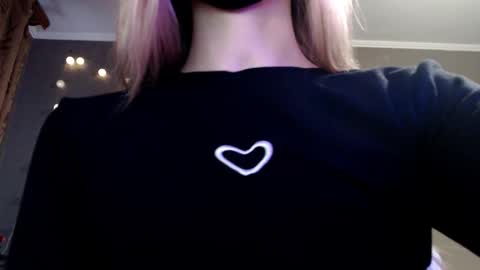 Lily online show from February 2026 03:04:01 PM