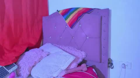 iris online show from November 2025 09:58:01 PM