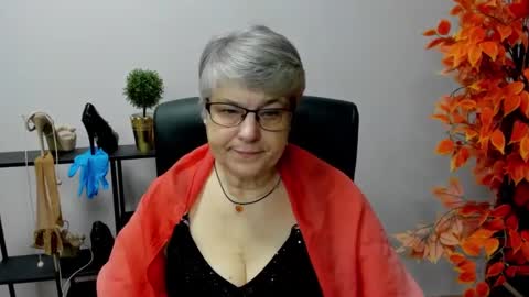 Snapshot of iris_xdesire chatting on January 2025 07:29:01 AM I R I S online show from January 2025 07:29:01 AM