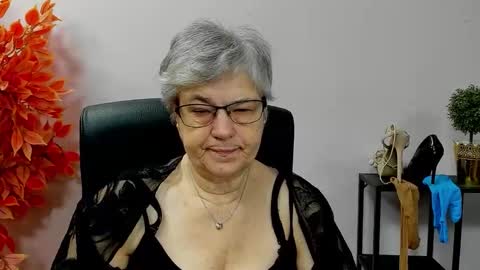Snapshot of iris_xdesire chatting on November 2025 07:19:01 AM I R I S online show from November 2025 07:19:01 AM