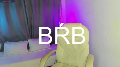 irisbeel online show from April 2026 04:01:01 AM