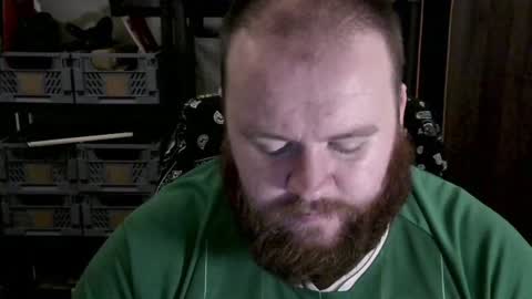 Snapshot of irishdaddy24 chatting on December 2024 05:12:01 PM twitter theirishman205 online show from December 2024 05:12:01 PM