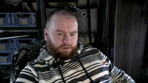 Snapshot of irishdaddy24 chatting on December 2024 12:19:01 PM twitter theirishman205 online show from December 2024 12:19:01 PM