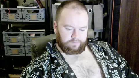 Snapshot of irishdaddy24 chatting on December 2024 08:22:02 AM twitter theirishman205 online show from December 2024 08:22:02 AM