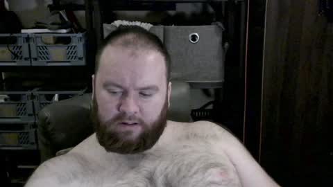 Snapshot of irishdaddy24 chatting on December 2024 08:57:02 PM twitter theirishman205 online show from December 2024 08:57:02 PM