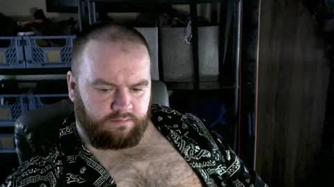 Snapshot of irishdaddy24 chatting on February 2025 02:02:01 PM twitter theirishman205 online show from February 2025 02:02:01 PM