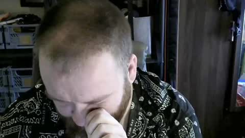 Snapshot of irishdaddy24 chatting on February 2025 12:16:02 PM twitter theirishman205 online show from February 2025 12:16:02 PM