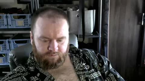 Snapshot of irishdaddy24 chatting on February 2025 12:19:01 PM twitter theirishman205 online show from February 2025 12:19:01 PM