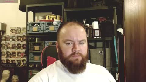 Snapshot of irishdaddy24 chatting on October 2025 06:26:01 PM twitter theirishman205 online show from October 2025 06:26:01 PM