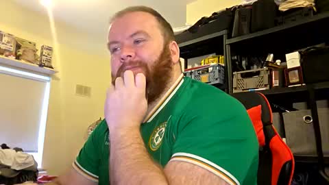 Snapshot of irishdaddy24 chatting on October 2025 03:56:02 PM twitter theirishman205 online show from October 2025 03:56:02 PM