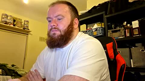 Snapshot of irishdaddy24 chatting on October 2025 05:59:01 PM twitter theirishman205 online show from October 2025 05:59:01 PM