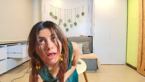 Iris Rosse online show from November 2025 06:04:02 AM