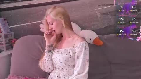 Im your queen Iriss online show from June 2026 03:23:01 PM