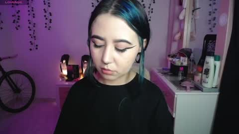 Iris  online show from April 2026 04:45:02 AM