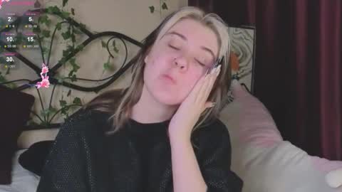 I am Cutie Iris3 online show from December 2025 09:29:01 AM