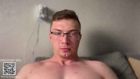 Snapshot of iron__chapman chatting on November 2025 11:52:01 PM Iron online show from November 2025 11:52:01 PM