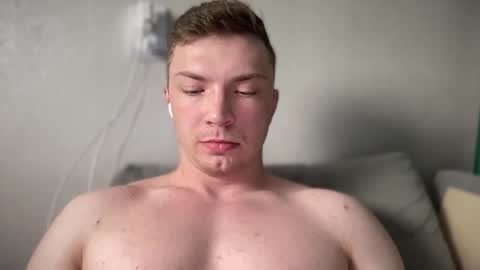 Snapshot of iron__chapman chatting on December 2025 11:25:02 PM Iron online show from December 2025 11:25:02 PM