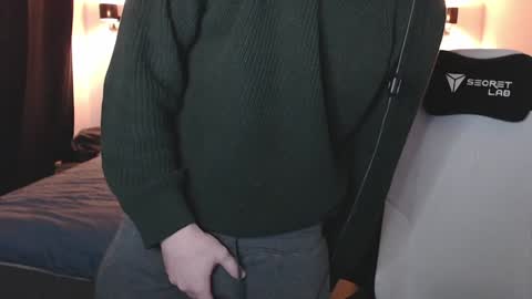 Snapshot of ironthud chatting on January 2025 08:06:02 PM Sam online show from January 2025 08:06:02 PM