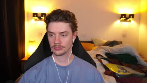 Snapshot of ironthud chatting on October 2025 07:54:01 PM Sam online show from October 2025 07:54:01 PM