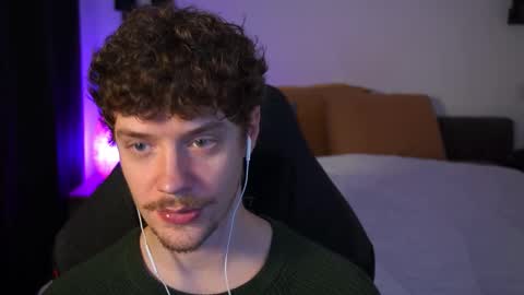 Snapshot of ironthud chatting on October 2025 04:15:02 PM Sam online show from October 2025 04:15:02 PM