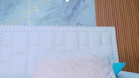 Snapshot of irresistiblemilf chatting on November 2025 12:38:02 PM Sandy online show from November 2025 12:38:02 PM