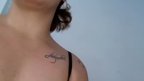 isa__sweet_ online show from June 2026 06:07:01 AM