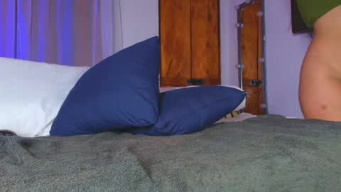 Snapshot of isa_bonnet chatting on October 2025 12:18:02 AM Isa online show from October 2025 12:18:02 AM