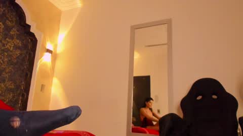 Snapshot of isa_little_star chatting on January 2025 04:16:01 PM Isa online show from January 2025 04:16:01 PM