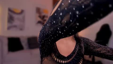 Snapshot of isa_little_star chatting on November 2025 08:19:02 PM Isa online show from November 2025 08:19:02 PM