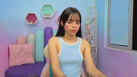 Isaa Skinny  online show from March 2026 03:33:02 AM