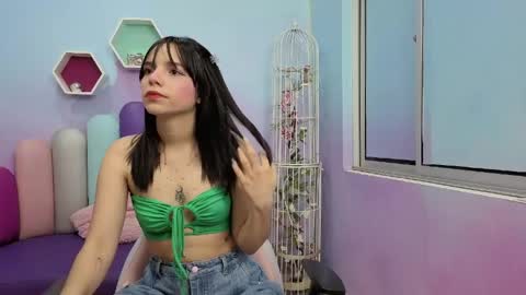 Snapshot of isaa_skinnyy chatting on May 2026 03:55:02 AM Isaa Skinny online show from May 2026 03:55:02 AM