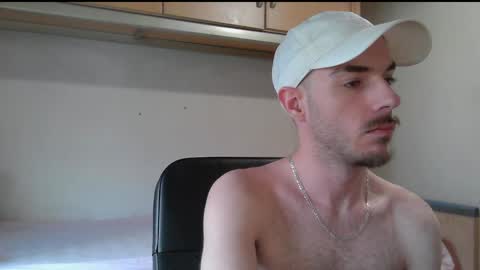 Isaac99c online show from May 2026 03:39:01 PM