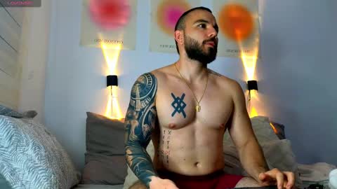 Isaac carter online show from March 2025 08:33:02 AM