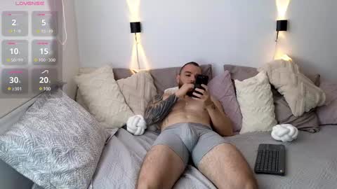 Isaac carter online show from March 2025 01:32:02 PM