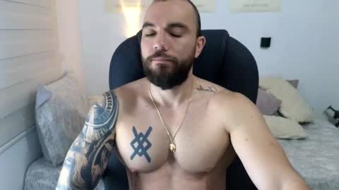 Isaac carter online show from September 2025 11:12:01 AM