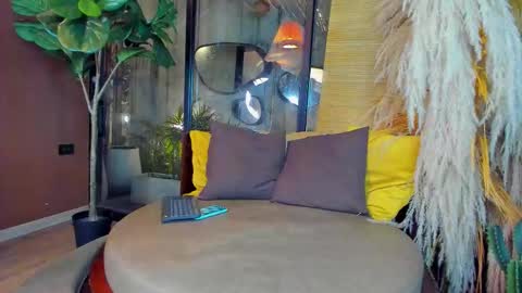 Snapshot of isaac_grimm chatting on December 2025 03:22:01 AM isaac_grimm online show from December 2025 03:22:01 AM