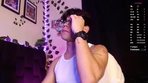 Isaac Saenz. online show from February 2025 01:11:02 AM