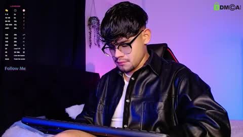 Isaac Saenz. online show from October 2025 11:38:01 PM