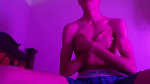 isaac online show from December 2024 01:58:02 AM