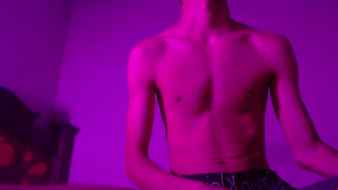 isaac online show from February 2025 04:22:02 AM