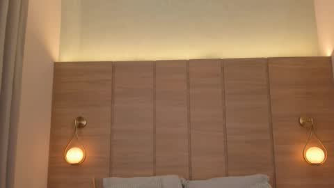 Snapshot of isabel_millher chatting on November 2025 03:37:02 AM Isa online show from November 2025 03:37:02 AM