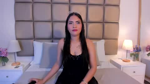 isabela_grimaldi online show from April 2026 11:14:02 AM